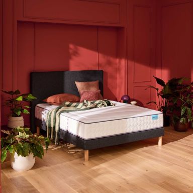 Ensemble Merinos matelas ressorts ensachés et mémoire de forme Beauty Bed, sommier Pencil medium et pieds