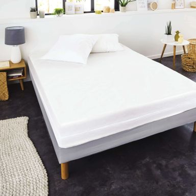 Housse de matelas anti-acariens et anti-punaises sans traitement