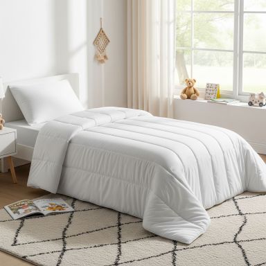 Pack couette 140x200 mi-saison et oreiller enfant Terre de Nuit ambiance