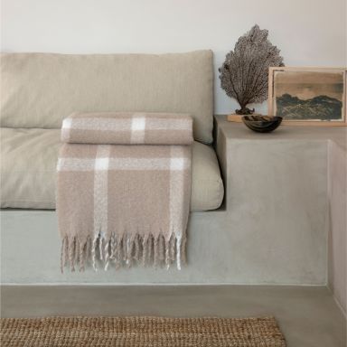 Plaid chaud à carreaux taupe 130x170