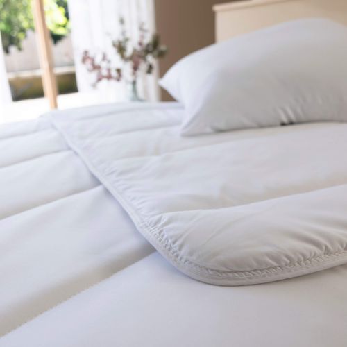 Couette légère été 175g/m² 260x240 cm