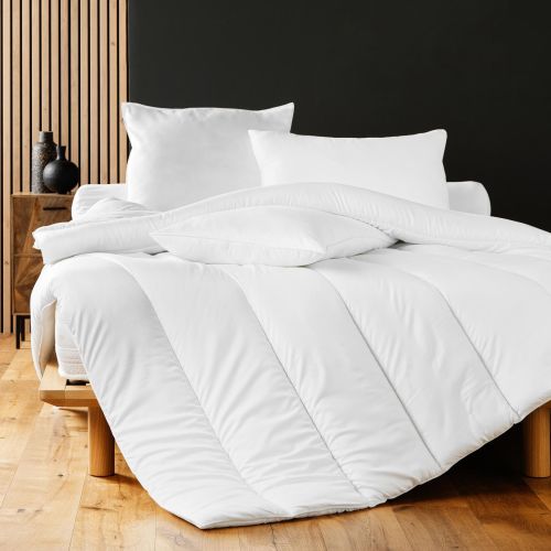 Couette polyester uni confort