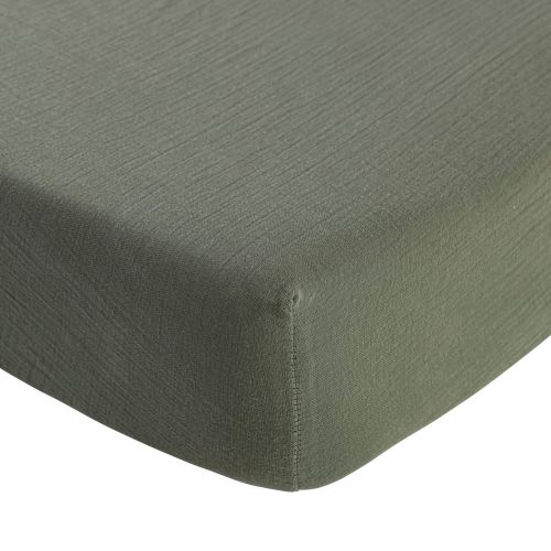 Drap housse gaze de coton uni kaki Terre de Nuit NOA fond blanc