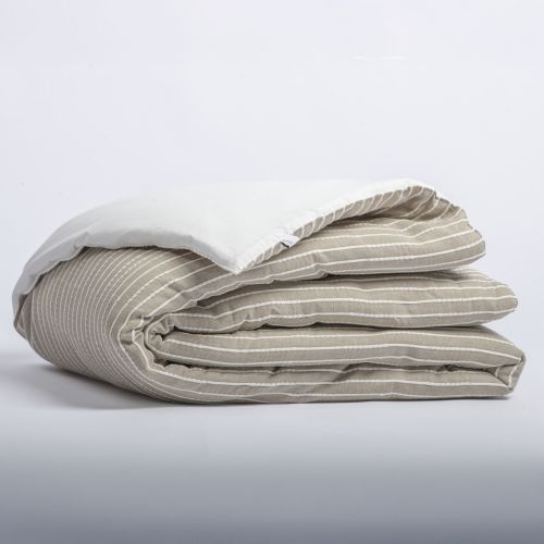 Housse de couette 240x220 Dune en coton texturé beige et blanc sur fond blanc