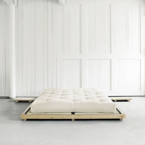 Lit au style japonais en bois naturel