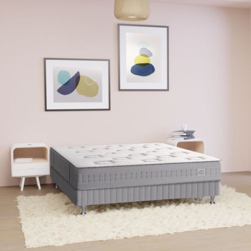 Matelas Simmons 532 ressorts ensachés SW2 140x190 (présenté en ambiance)