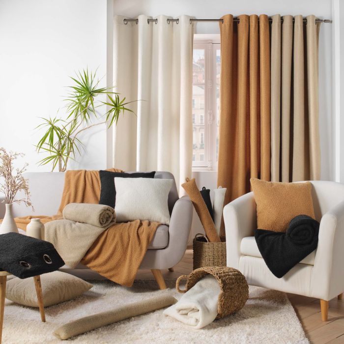 Rideaux à oeillets bouclette unie 140x240