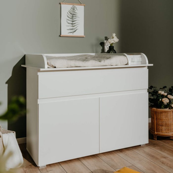 Commode à langer bébé 2 portes 1 tiroir en bois blanc - CO7083 Commode à langer bébé 2 portes 1 tiroir en bois blanc - CO7083
