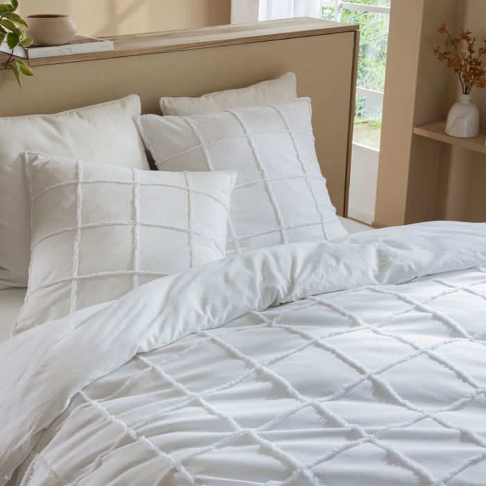 Parure de lit coton lavé à carreaux blanc Terre de Nuit Tuftée