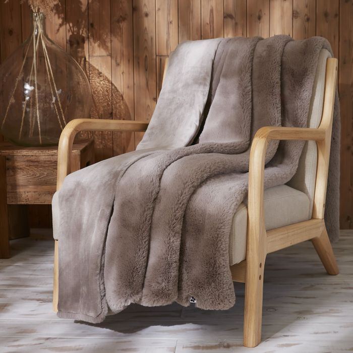 Plaid chaud flanelle fourrure lapin taupe 140x200 