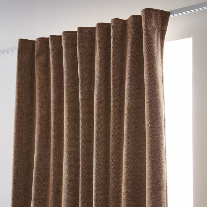 Rideau 140x260 galon fronceur occultant polaire camel Terre de Nuit ambiance