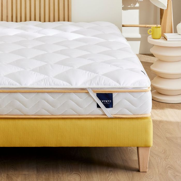 Surmatelas moelleux ouate Someo pour apporter confort et soutien ferme