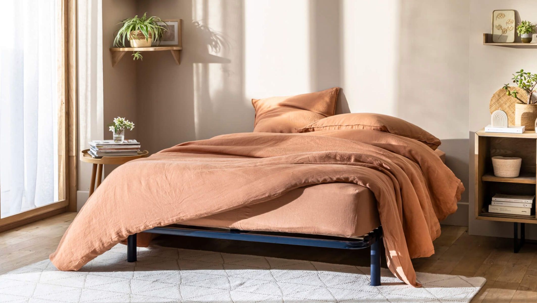Cadre à lattes en métal hauteur 4 cm CONFORT Terre de Nuit avec matelas.