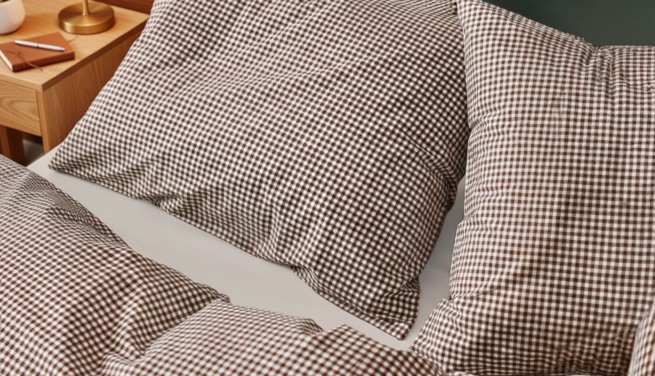 Parure de lit vichy à petits carreaux marron 