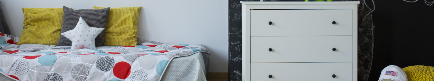 Chambre enfant avec commode